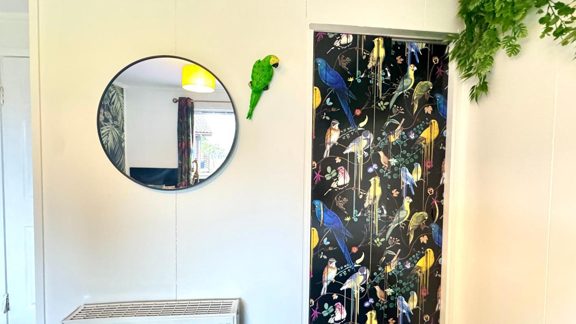 Wild Jungle Retreat * Kirn